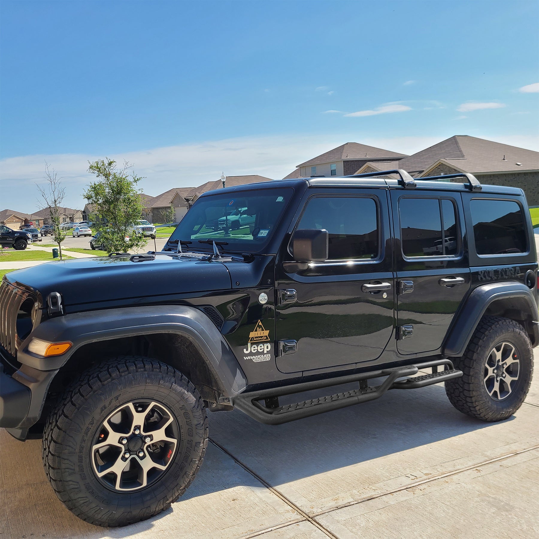 SMANOW Running Boards Compatible with 2018-2024 Jeep Wrangler JL 4 Doors, A Two-Stair Layout Steps Design, Honeycomb Holes, Small Center Step. (BXQH)