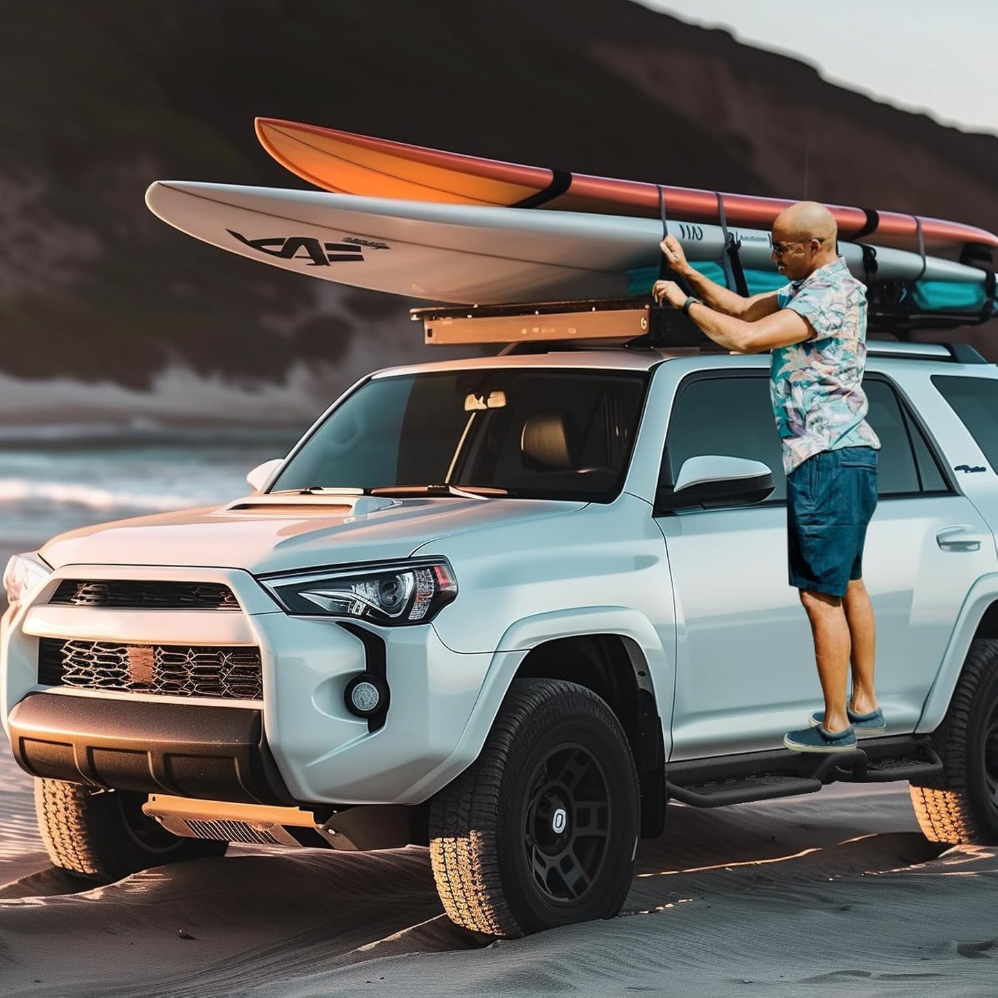 The step bars surface is rounded and smooth without sharp bumps to prevent scratching the skin. The square tube of side steps can protect rocker panel and impact protection.